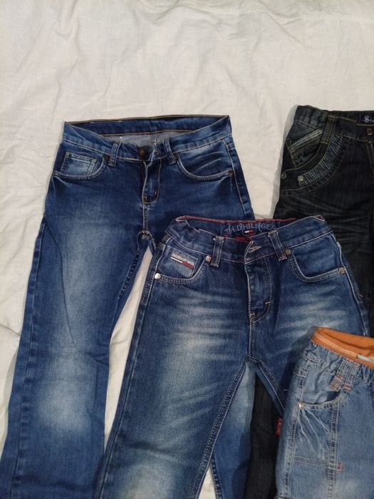 Джинсы.  Джинцы.