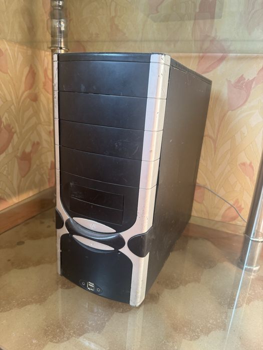 Компьтер сатам срочно