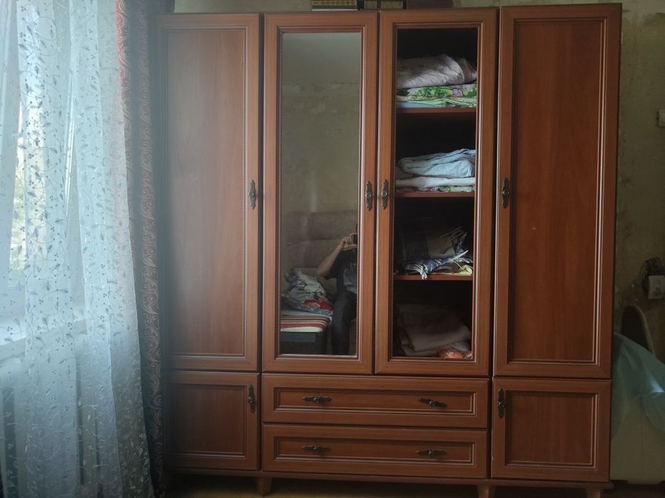 Продам шкаф б/у.