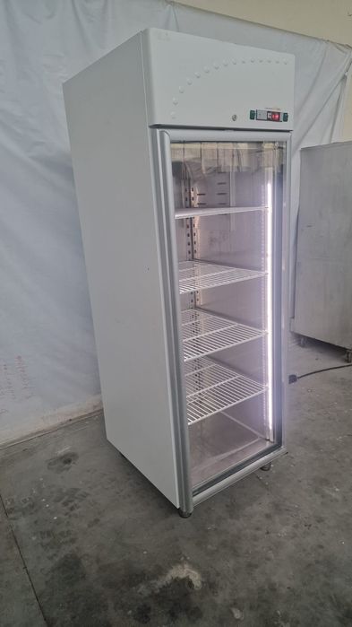 Плюсова хладилна витрина Alpfrigo