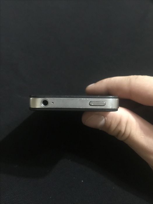 IPhone 4S 16гб IOS 6.1.3