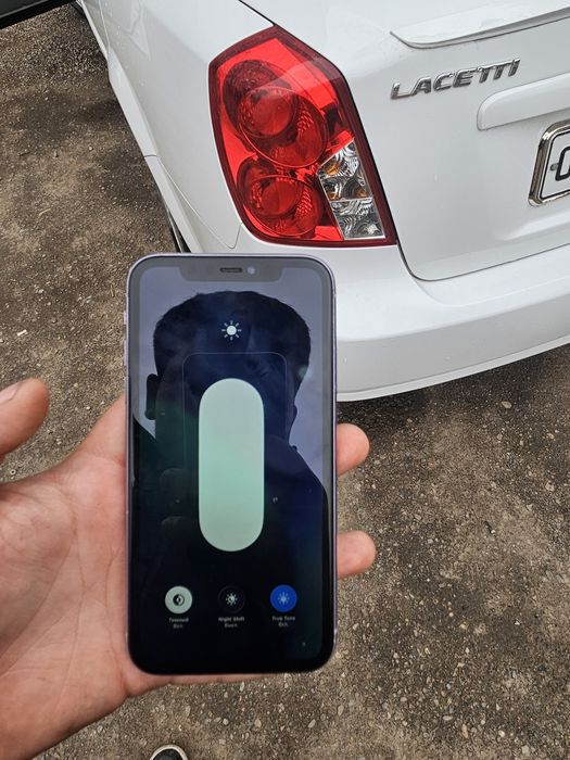 iPhone 11 srochni sotiladi