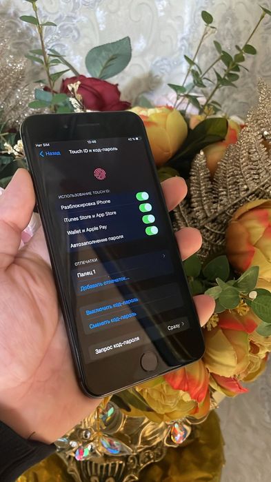 Продам Айфон 8+. 64Gb