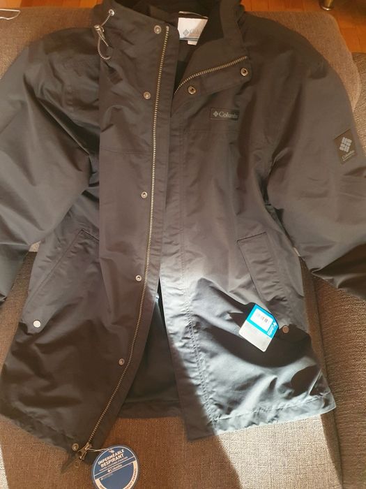 Vand geaca barbati noua originala marimea L Columbia