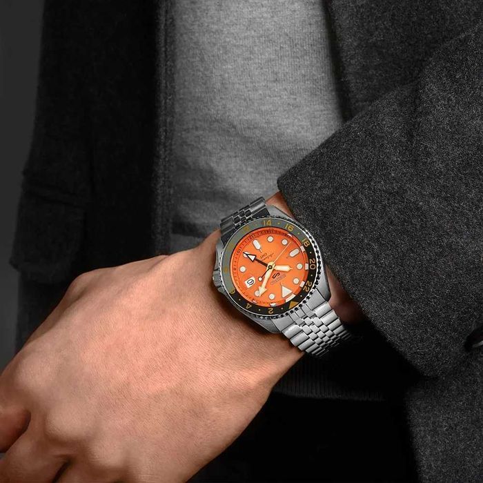 Seiko 5 Diver GMT Orange Dial SSK005
