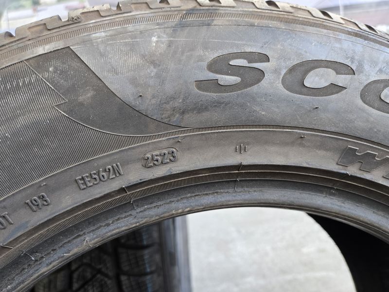 215/65/17 PIRELLI 4бр