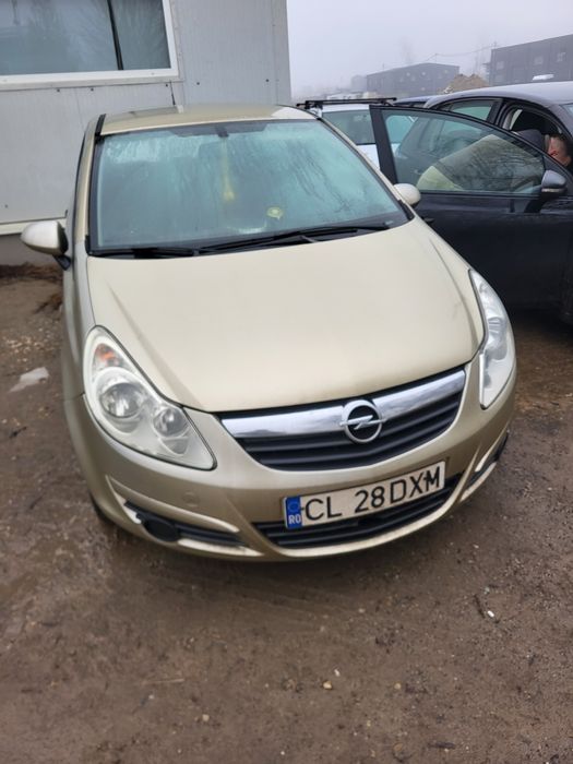 Vînd sau  schimb Opel CORSA
