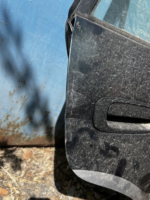 Продам дверь Toyota Sprinter Carib