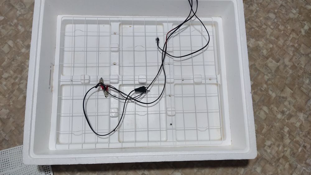 Продам инкубатор