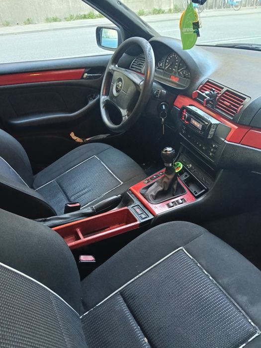 Vând BMW e46 320d