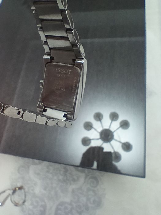 Tissot Generosi T-Watch T007309A