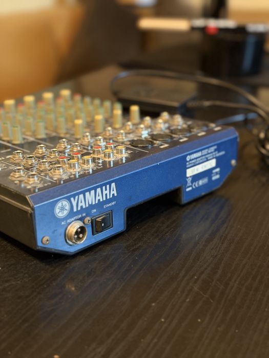 Пулт Yamaha MG10/2