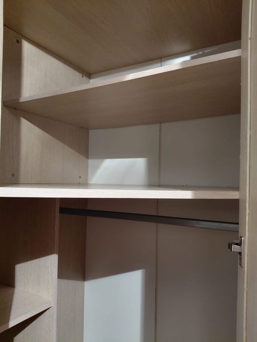 Продается угловой шкаф