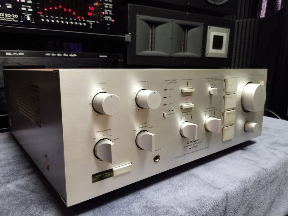Pioneer A-150 stereo