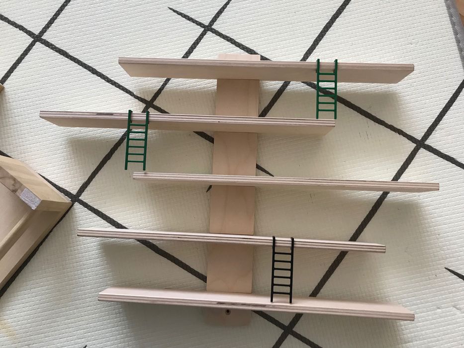 Стенни рафтове Ikea