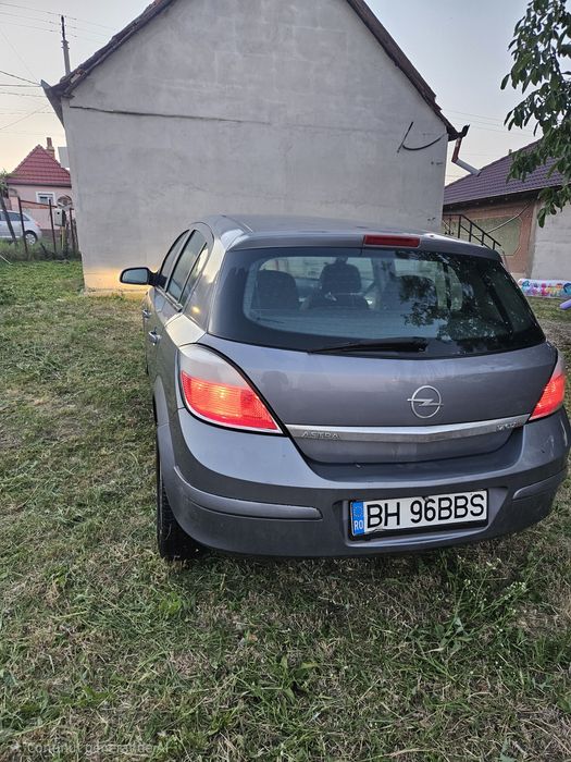 OPEL Astra 2005 — imagine 3