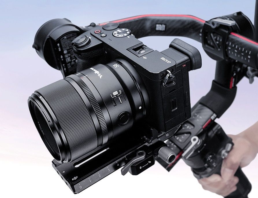 Объектив Yongnou 56mm f1.4. Sony e-mount  aps-c
