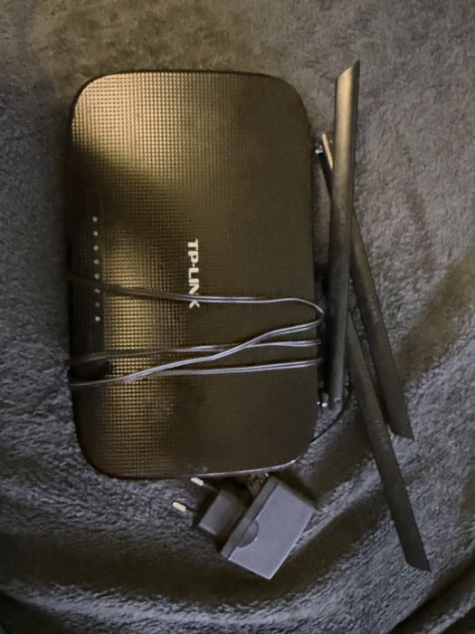 Рутер Tp-link Tl-Wr940n подарък слуич