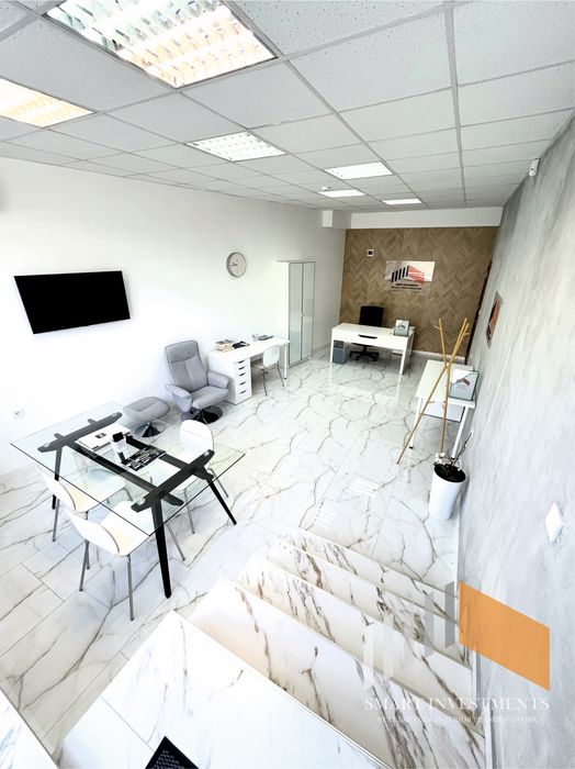 Продава се Офис в Варна, Операта - 43 кв.м за 2477 €/кв.м - Снимка #1