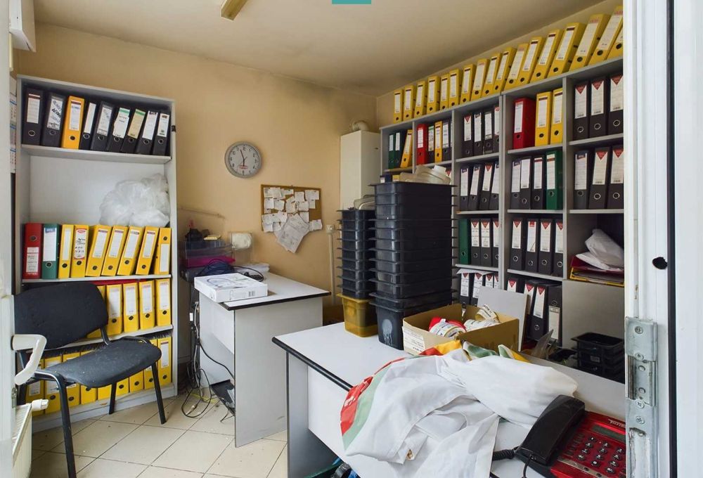 Casa si teren 406mp zona Fabric 135.500 euro direct de la proprietar