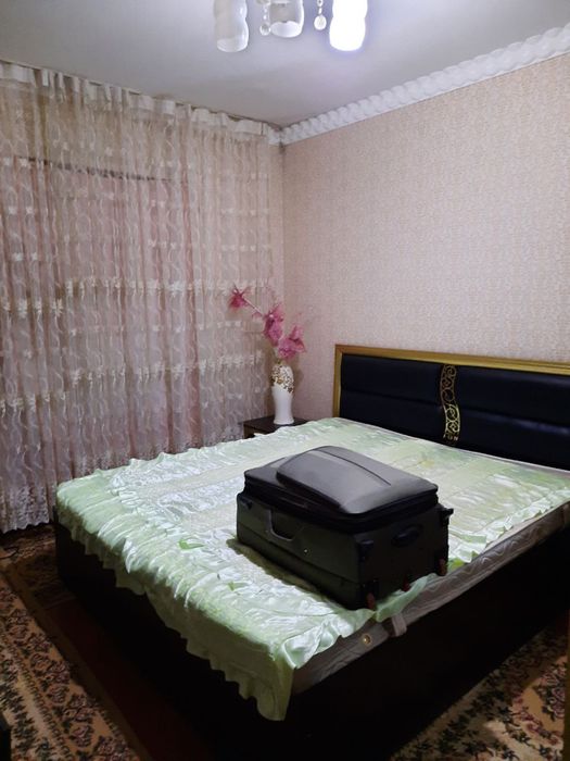 4 мавзеда 2 каватда 3 хонали уй сотилади