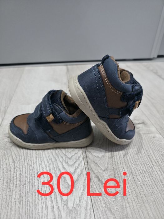 Ghete si adidași  nr.22-23