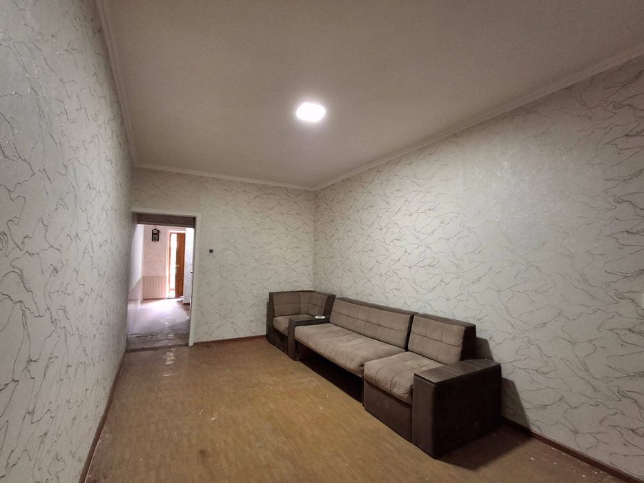 47 кв.мПрадаётся 1х 9микрарайоне орентир 10автабаза