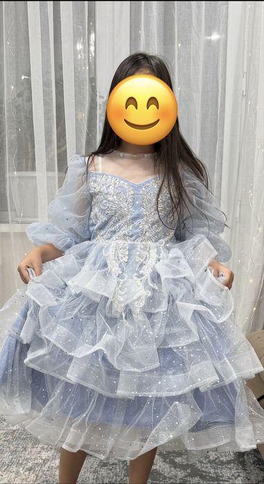 Платье нарядное