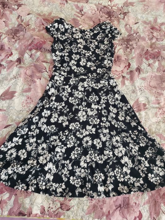 Рокли ZARA  и TALLY  WEIJL-30лв.