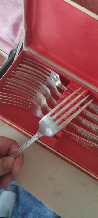 Вилки столовые мельхиоровые