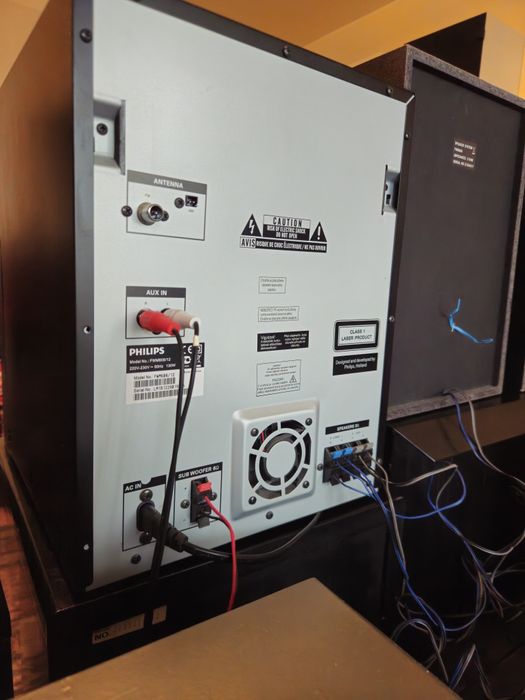 Combina audio Philips FW m608