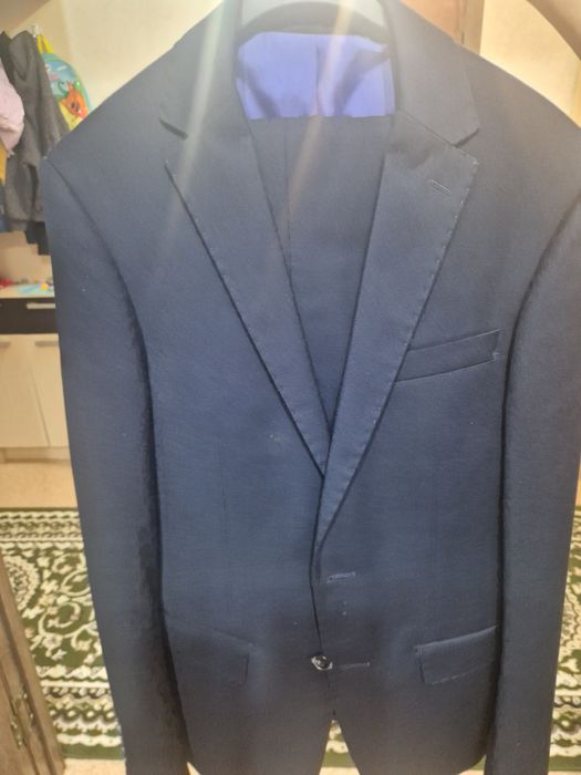 Продам костюм в отличном состоянии