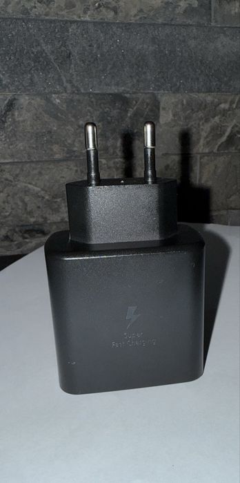 Incărcătoare /adaptoare pentru priză Samsung super fast charge 45 w