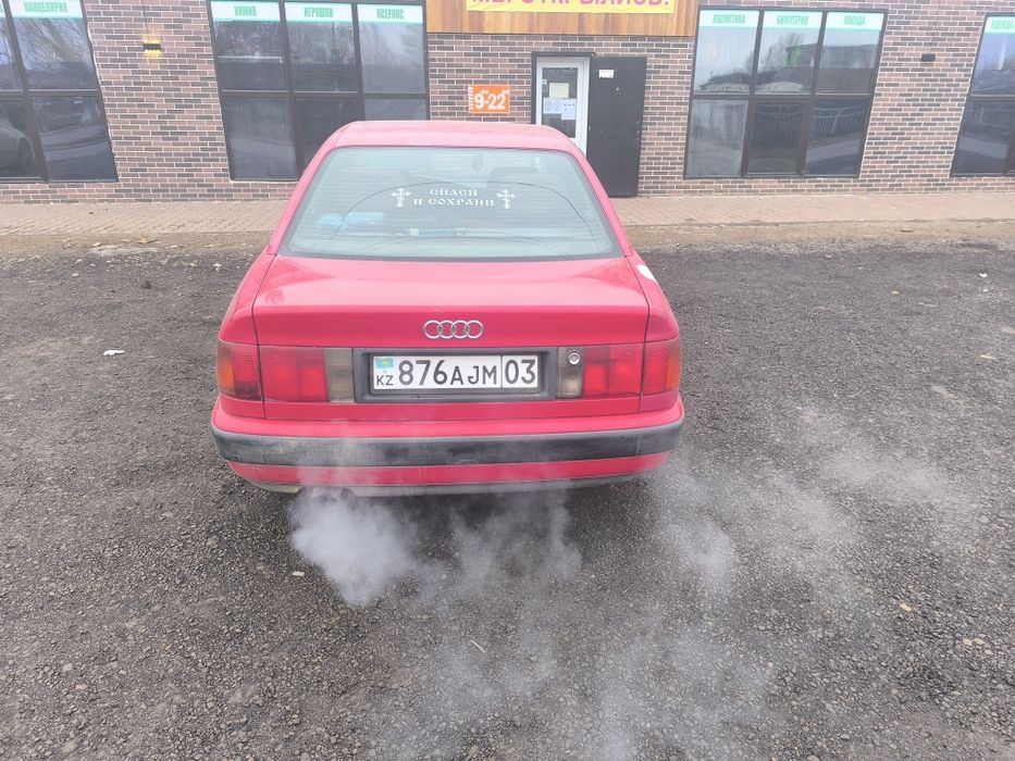 Ауди 100 с4 1993года
