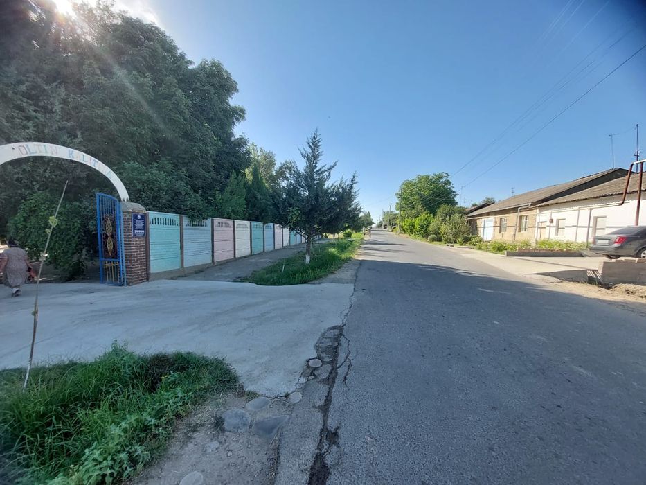 Кибрайда уй сотилади