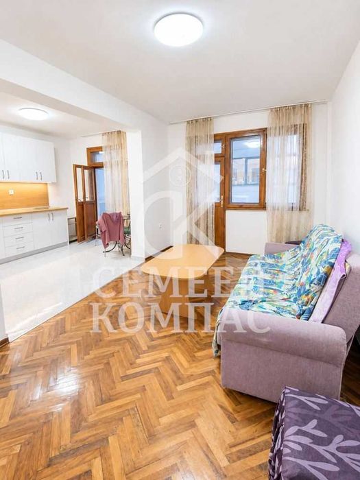 Продава се Тристаен апартамент в Пловдив, Кършияка - 95 кв.м за 1706 €/кв.м - Снимка #1