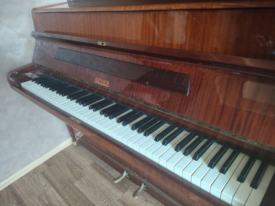 Немецкое фортепиано Geyer