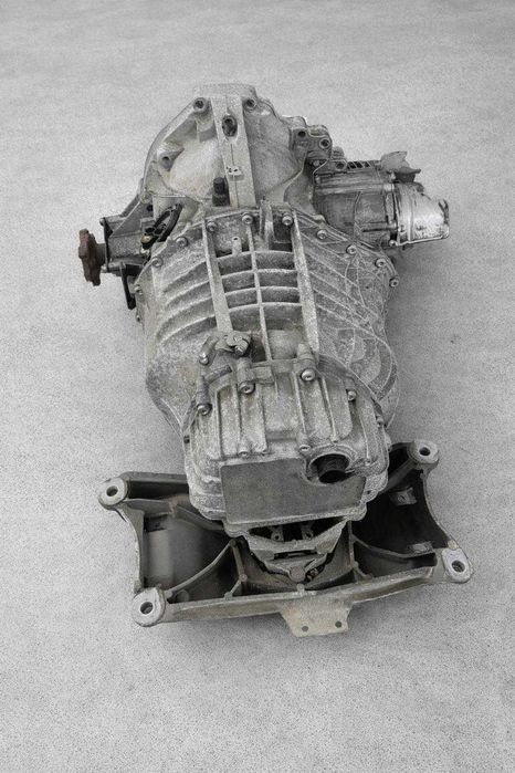 Cutie viteze automata Audi 3.0 tdi cod NKP tractiune fata cu defect (vezi poze cu erorile)