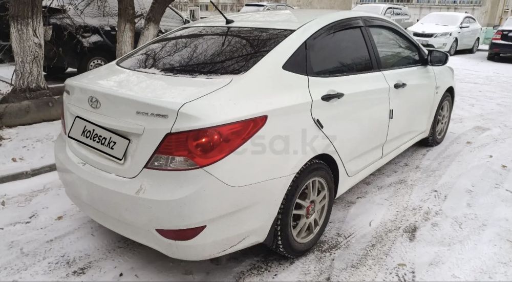 Hundai продам машину