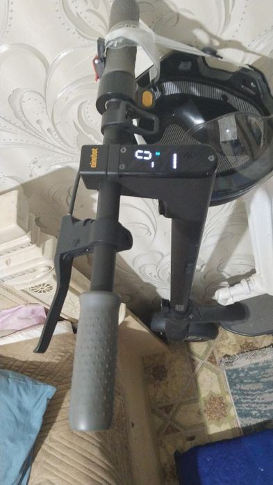 Электросамокат ninebot