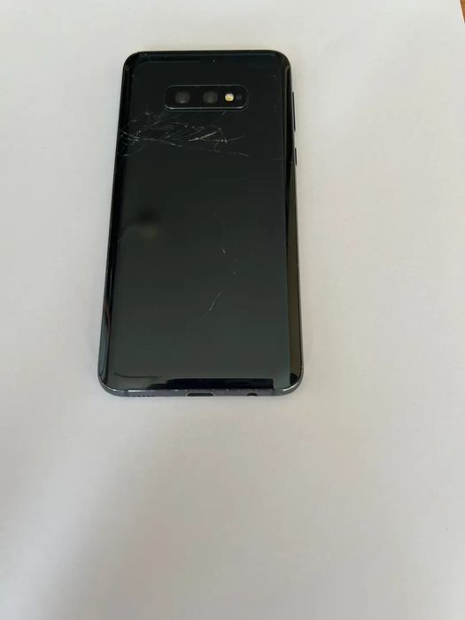 Samsung galaxy S10e 128