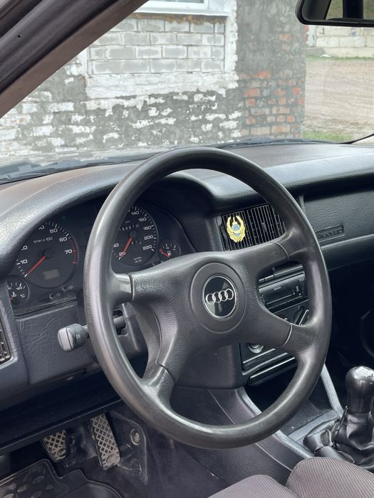 Продам Ауди 80 б4