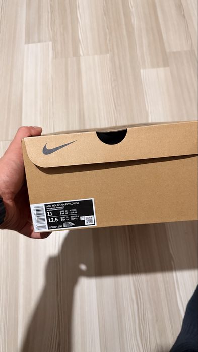 Nike mountain fly acg marimea 45 purtati foarte putin.
