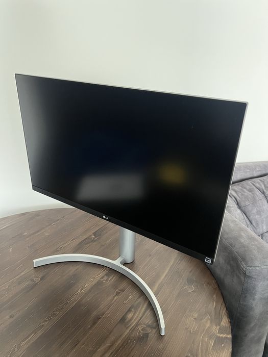 Монитор LG 27" 4K