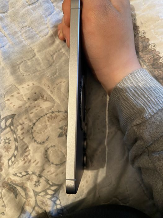 Продам Samsung s25 FE