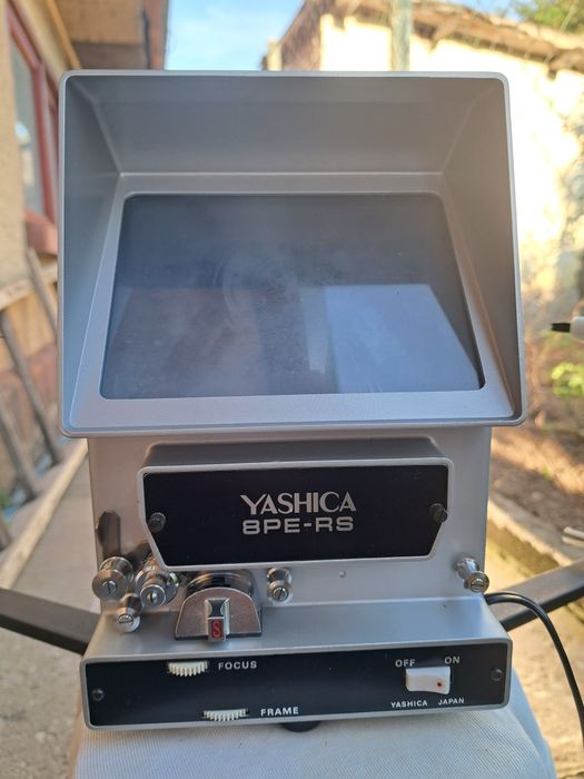 YASHICA 8PE-RS, 220 lei