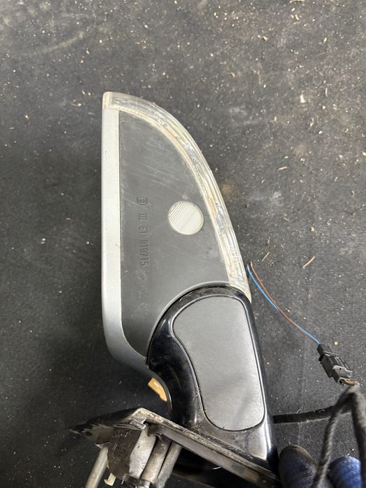 Vw phaeton 2005 година Дясно Огледало