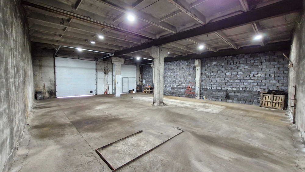 склады с офисом 65, 85м2 в городе