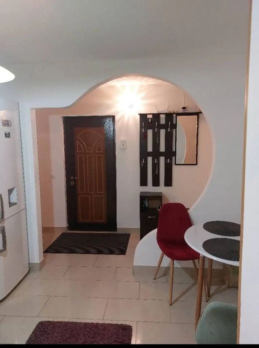 Apartament de inchiriat pe termen lung sau regim hotelier --Tarnaveni