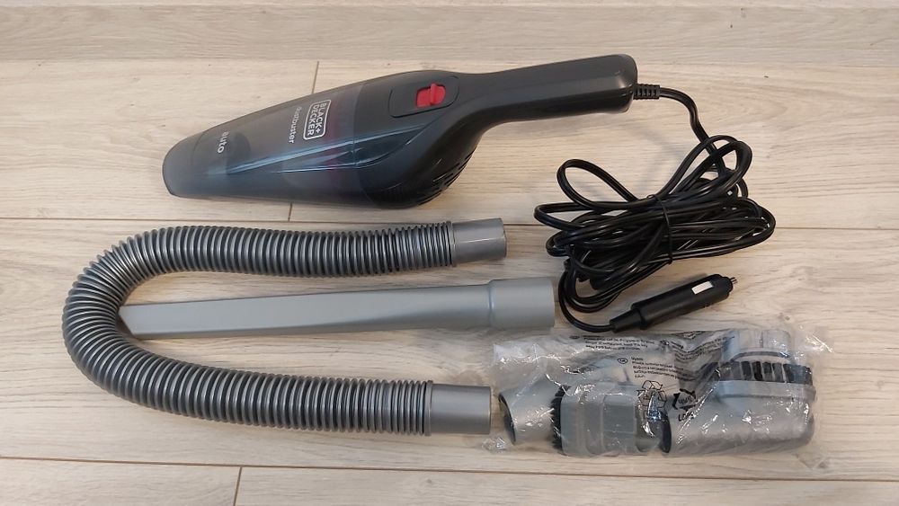 Aspirator auto 12V Black&Decker